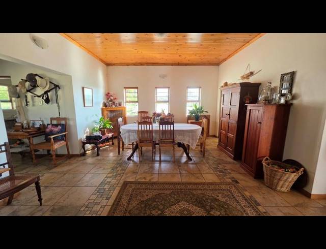 FARM FOR SALE IN PIKETBERG RURAL